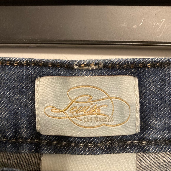 Women’s Levi’s Capris size 10, Cuffed 515 Capris - Picture 3 of 6